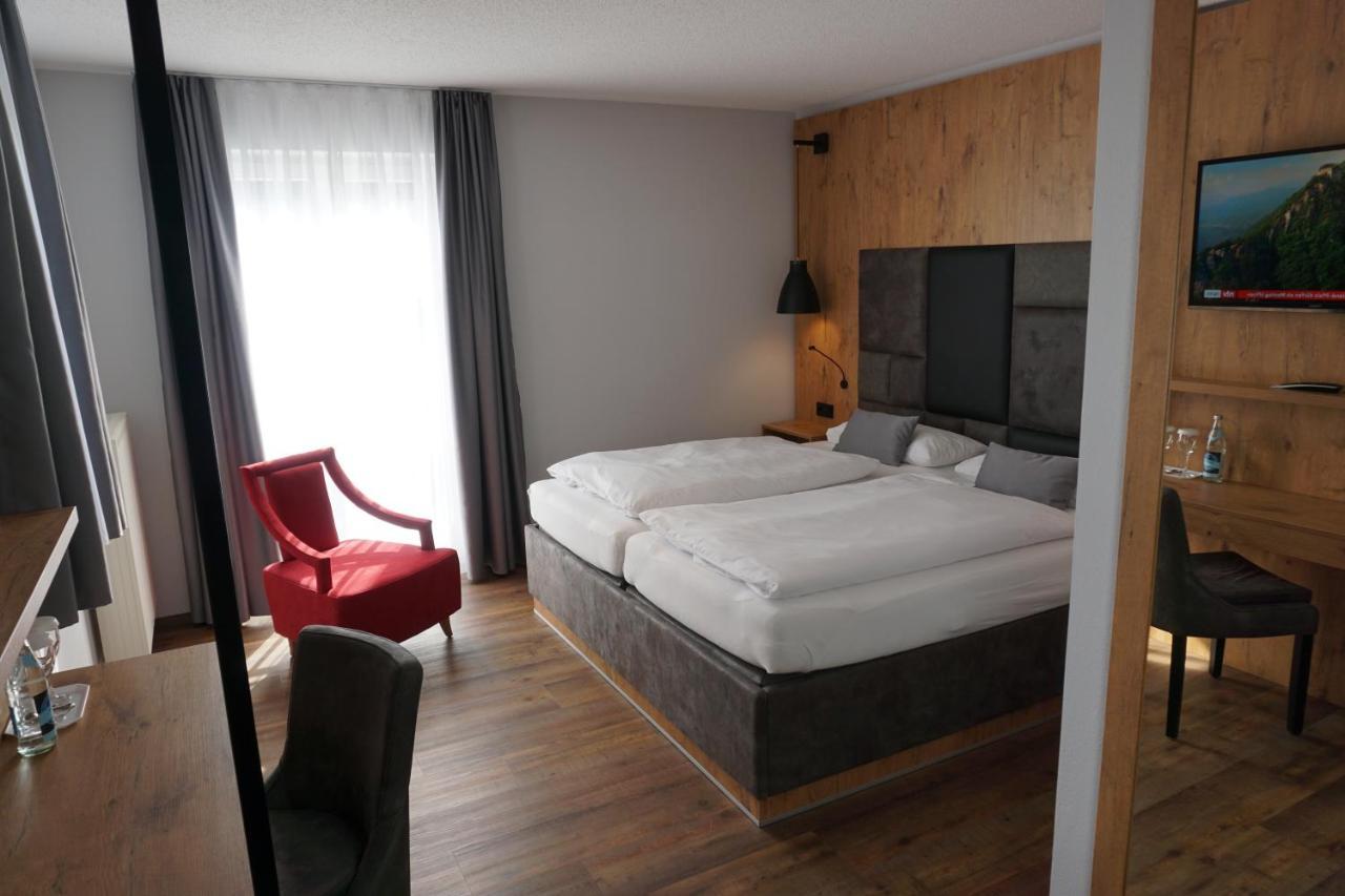 קאופבורן Hotel Gruener Baum מראה חיצוני תמונה
