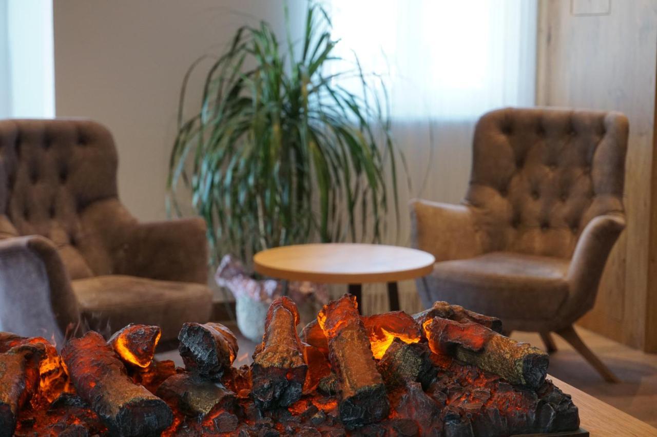 קאופבורן Hotel Gruener Baum מראה חיצוני תמונה