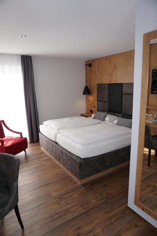 קאופבורן Hotel Gruener Baum מראה חיצוני תמונה