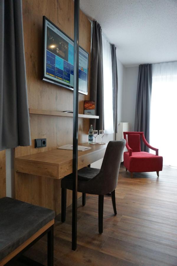 קאופבורן Hotel Gruener Baum מראה חיצוני תמונה