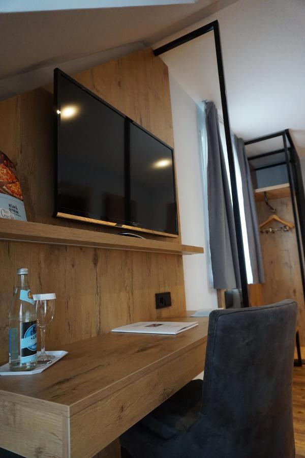 קאופבורן Hotel Gruener Baum מראה חיצוני תמונה