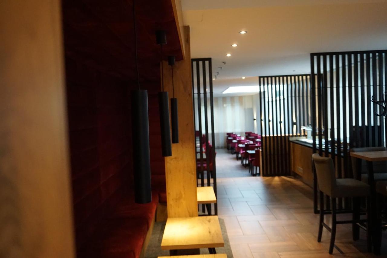קאופבורן Hotel Gruener Baum מראה חיצוני תמונה