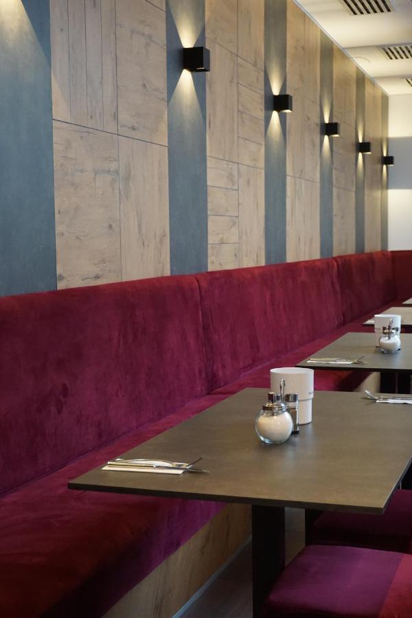 קאופבורן Hotel Gruener Baum מראה חיצוני תמונה